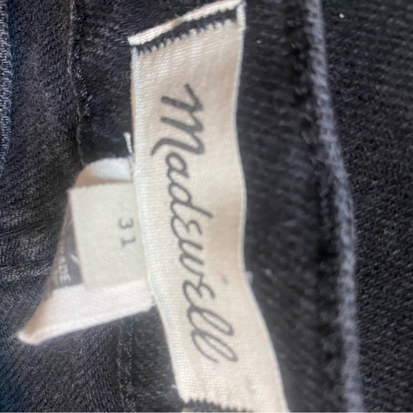Madewell Capri Jeans 
Excellent condition. Offers welcomed:) - Picture 8 of 8